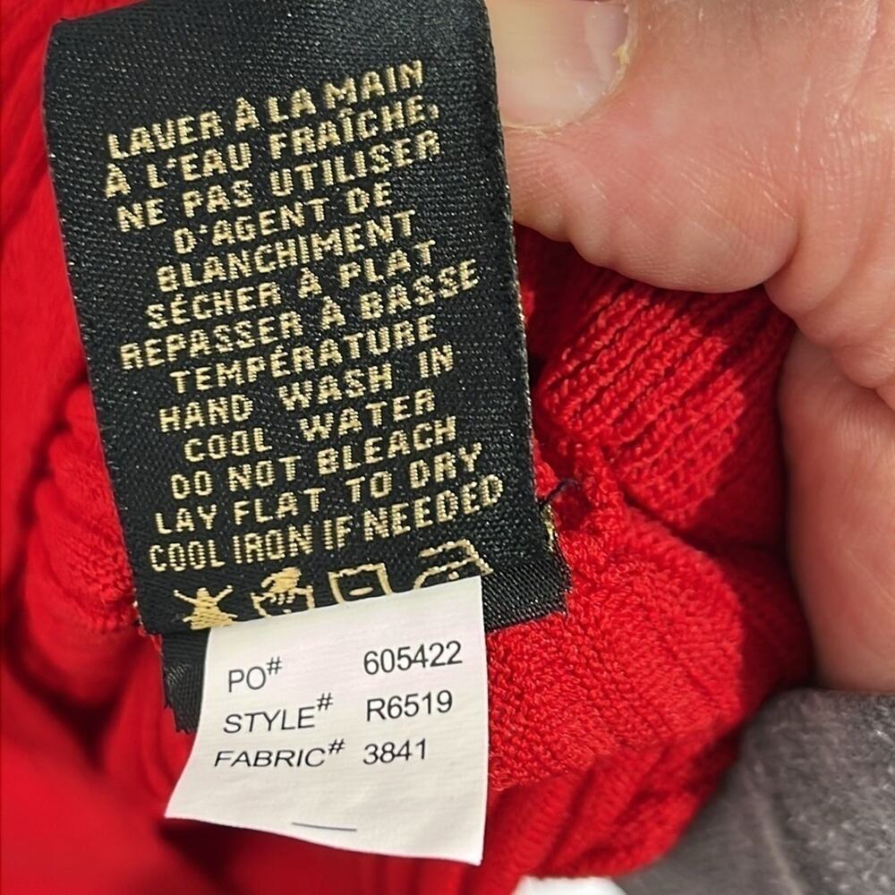 Renuar Women's Red Turtleneck Sweater Size S Old Money 90s Y2K Gilmore - Picture 9 of 12